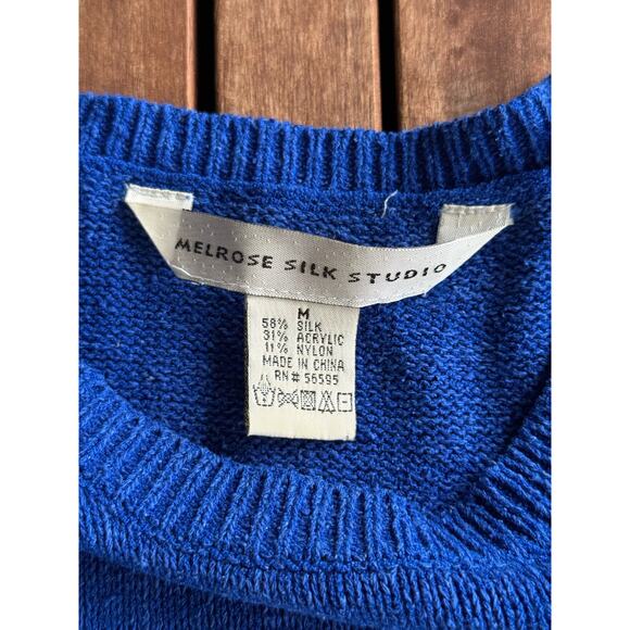 Melrose Silk Studio Womens Medium Silk Blue Floral Knit Sweater Pullover T-Shirt - Picture 5 of 6